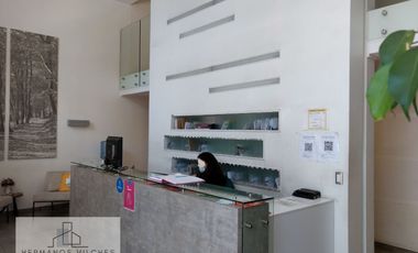 Dpto. 2 Dorm / 1 Baño / 1 Bod. Calle San Isidro, Comuna de Santiago.-