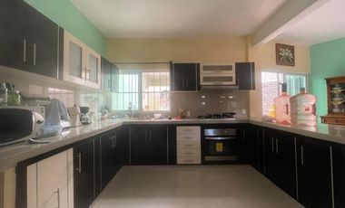 🏠SE VENDE CASA SOLA CON ALBERCA ‼️CUAUTLA MOR 📍COL AMPLIACIÓN LAZARO CARDENAS