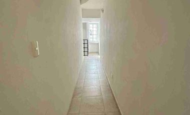 RENTO CASA POR AV BONAMPAK