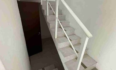 RENTO CASA POR AV BONAMPAK