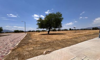 Terreno en Venta en Jesús María cuenta con Parque Acuático