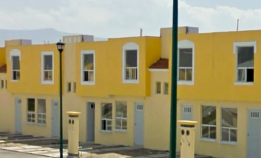 CASA EN VENTA EN VILLA FONTANA SANTA CERUZ DL VALLE JALISCO!!!