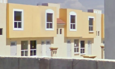 CASA EN VENTA EN VILLA FONTANA SANTA CERUZ DL VALLE JALISCO!!!