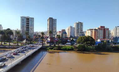 $700.000 ARRIENDO DEPTO AMOBLADO AÑO CORRIDO 2D 1B  MAS GASTO COMÚN PLENO CENTRO DE VIÑA DEL MAR