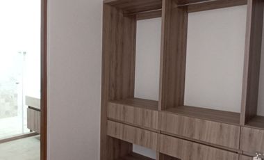 CASA EN VENTA EN CLUB DE GOLF LA LOMA CON ROOF GARDEN Y JACUZZI