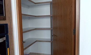 CASA EN VENTA EN CLUB DE GOLF LA LOMA CON ROOF GARDEN Y JACUZZI