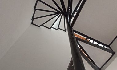 CASA EN VENTA EN CLUB DE GOLF LA LOMA CON ROOF GARDEN Y JACUZZI