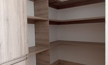 CASA EN VENTA EN CLUB DE GOLF LA LOMA CON ROOF GARDEN Y JACUZZI