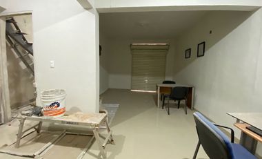 Se renta Local comercial en Vicente Sta. María casi esquina con Antonio Alzate.