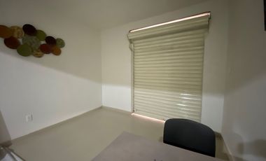 Se renta Local comercial en Vicente Sta. María casi esquina con Antonio Alzate.