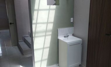 Casa en Venta Remodelada 3 recamaras Fracc Villa Tzipekua Tarimbaro Mich C122