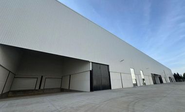 Naves Industriales en Parque Cerrado con caseta de vigilancia Sanctorum