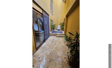 VENTA APTO TURÍSTICO 2DA LINEA DE PLAYA EN EL CETRO HISTORICO – F.V