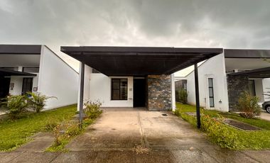 SE RENTA CASA CAMPESTRE PARA ESTRENAR - VIA EL CAIMO