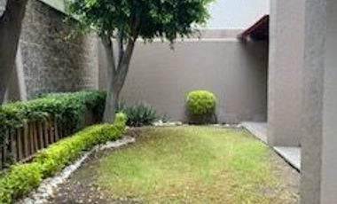 CASA EN RENTA EN BOSQUES DE ANGELÓPOLIS, 3 RECÁMARAS CON BAÑO, LA MEJOR UBICACIÓN, PUEBLA