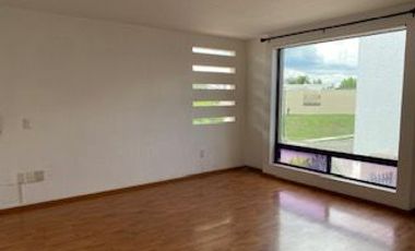 CASA EN RENTA EN BOSQUES DE ANGELÓPOLIS, 3 RECÁMARAS CON BAÑO, LA MEJOR UBICACIÓN, PUEBLA