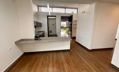 SE RENTA LUJOSA CASA CAMPESTRE - VIA EL CAIMO