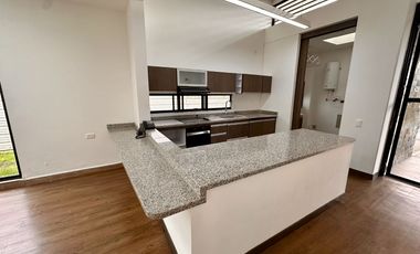 SE RENTA LUJOSA CASA CAMPESTRE - VIA EL CAIMO