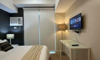 For Rent Fully Furnished 1Br Unit at Salcedo Square Makati