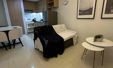 For Rent Fully Furnished 1Br Unit at Salcedo Square Makati
