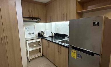 For Rent Fully Furnished 1Br Unit at Salcedo Square Makati