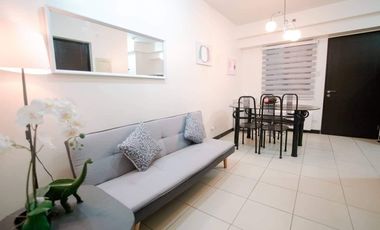 For Sale and For rent: Calathea Place 2BR unit w parking near BF Homes PATTS AIRPORT, Macapagal Parañaque