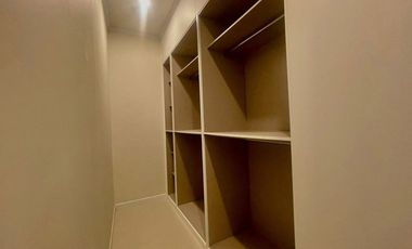 3BR Condo for Sale in The Hills, Clark Freeport Zone – 176 sqm | Fully Furnished