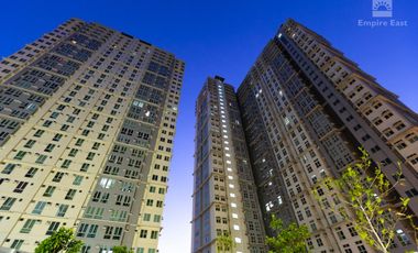 Condo in Makati 1 bedroom unit RFO For Sale in San Lorenzo Place near Airport Ayala Greenbelt