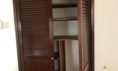 Alquilo amplio departamento Samborondon primeros kilometros planta baja