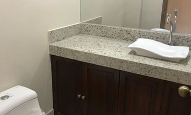 Alquilo amplio departamento Samborondon primeros kilometros planta baja