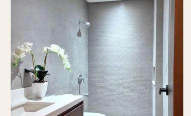 San Juan Townhouse for Sale!