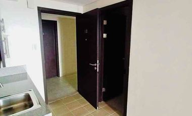 Resort-inspired Executive Studio Ready For Occupancy Condo along C-5  Tiendesitas near Eastwood CCF CBD Ortigas Makati BGC Rent to own