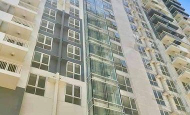 For sale Condominium penthouse Bi-level Ready for occupancy RFO in Valle Verde along c5 Arcovia