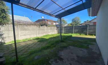 Se Arrienda casa en Villa Doña Francisca II de 3 dormitorios 2 baños calle Alonso de Ercilla comuna Chillán camino a las Mariposas y U. adventista