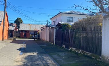 Se Arrienda casa en Villa Doña Francisca II de 3 dormitorios 2 baños calle Alonso de Ercilla comuna Chillán camino a las Mariposas y U. adventista