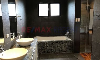 House for Rent in South Forbes, Makati City