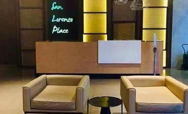 Corner unit 2 bedroom city view Ready for occupancy Condo in Edsa Magallanes Makati connected to MRT train near BGC Ayala