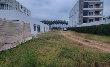 En venta terreno de oportunidad en Urbanización Mónaco, Isla Mocoli, Via a Samborondon