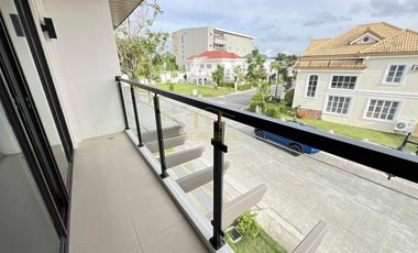 Brand New Ready for Occupancy House for sale in Versailles Along Daang Hari Alabang-Las Piñas RFO
