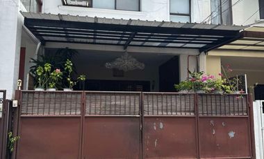 Townhouse for Sale in Tierra Nueva Village