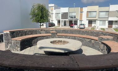 CASA CON ESTUDIO EN PLANTA BAJA EN ZAKIA