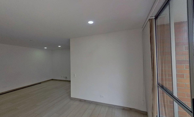 VENTA DE APARTAMENTO SABANETA PARTE BAJA CERCA A AL METRO CON PARQUEADERO