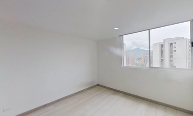 VENTA DE APARTAMENTO SABANETA PARTE BAJA CERCA A AL METRO CON PARQUEADERO