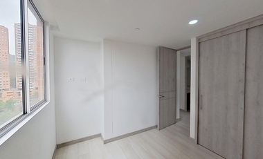VENTA DE APARTAMENTO SABANETA PARTE BAJA CERCA A AL METRO CON PARQUEADERO