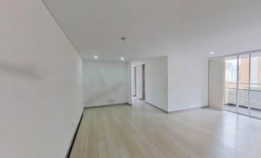VENTA DE APARTAMENTO SABANETA PARTE BAJA CERCA A AL METRO CON PARQUEADERO