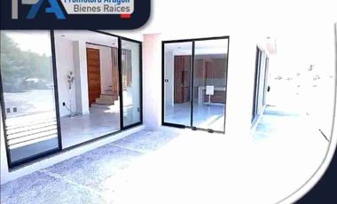 Casa amplia con acabados de lujo