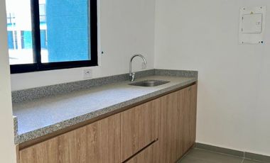 SE VENDE CASA - VIA AEROPUERTO EL EDEN