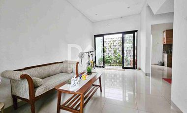 Dijual Rumah Cantik Minimalis Siap Huni di Graha Bintaro dekat tol Parigi