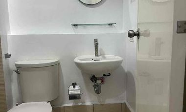 FOR RENT UNIT AT PINE SUITES TAGAYTAY T3