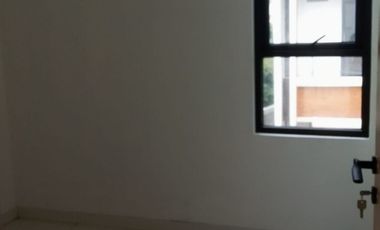Rumah Dijual Bagus 2 Lantai Dekat Stasiun Cibinong Bogor, Jual Murah